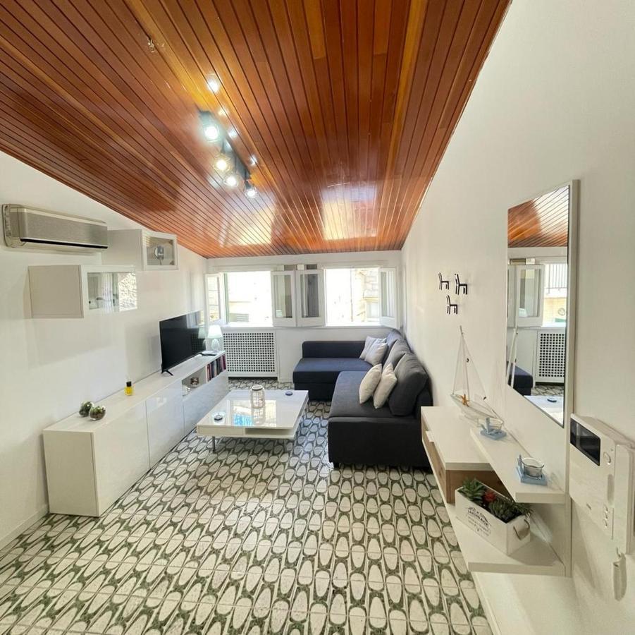 The White Sail - Mondello Apartment With Terrace - Casa Di Vincenzo E Andrea Luaran gambar