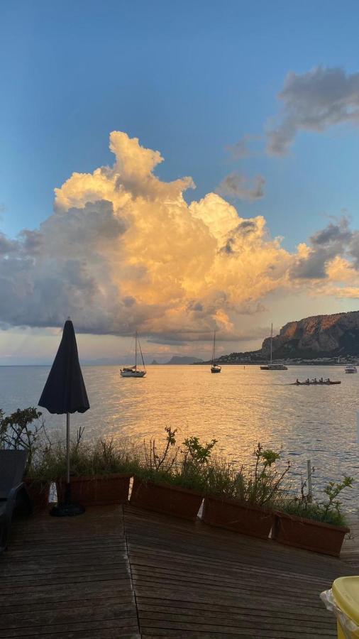 The White Sail - Mondello Apartment With Terrace - Casa Di Vincenzo E Andrea Luaran gambar